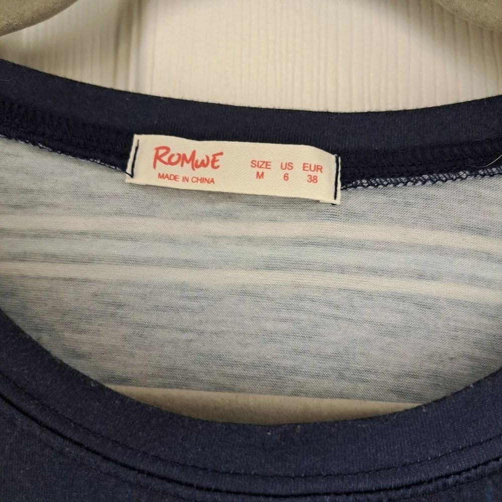ROMWE Blue White Short Sleeved Striped Crop Top Size Medium